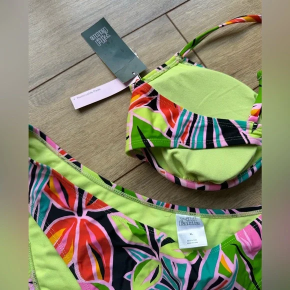 Wild Fable Vibrant Leaf Print Bikini - Picture 5 of 6